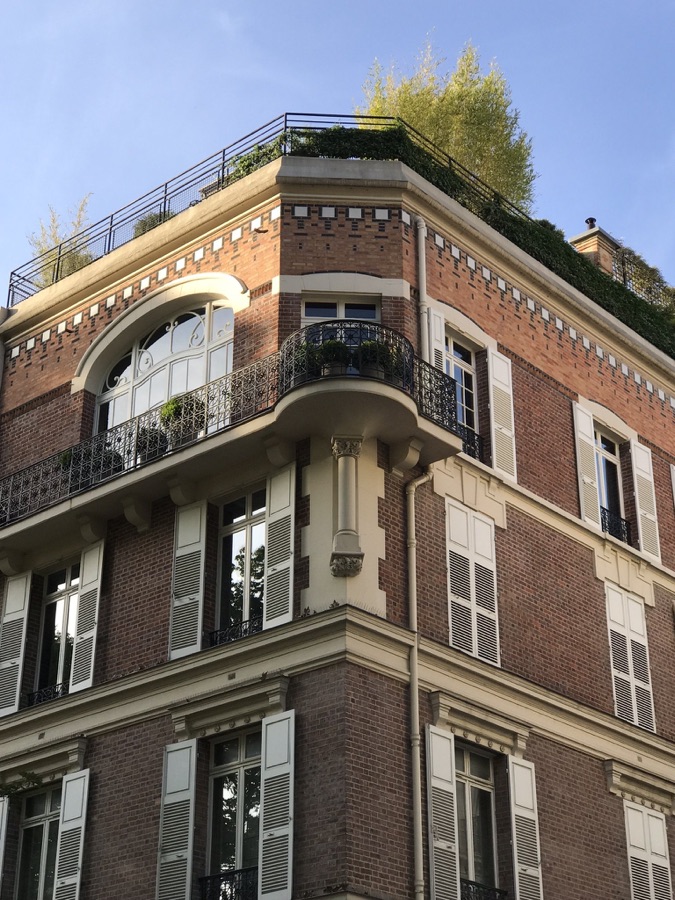 EIFFEL BALCONY